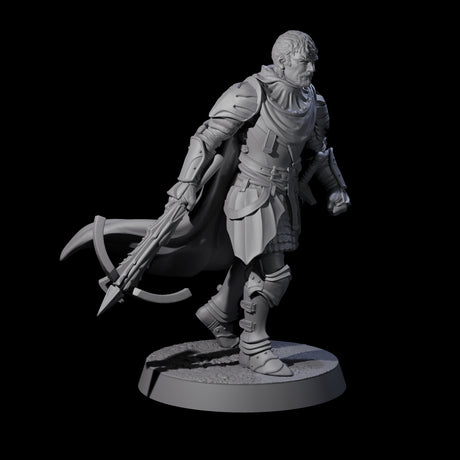 Aiming Militia Crossbowman E Miniature for Dungeons and Dragons, Pathfinder or other TTRPGs