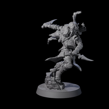 Ambushing Elf Rogue C Miniature for Dungeons and Dragons, Pathfinder or other TTRPGs