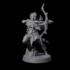 Ambushing Elf Rogue D Miniature for Dungeons and Dragons, Pathfinder or other TTRPGs