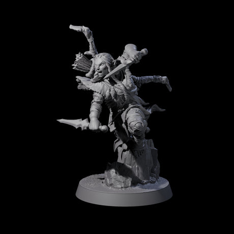 Ambushing Elf Rogue E Miniature for Dungeons and Dragons, Pathfinder or other TTRPGs