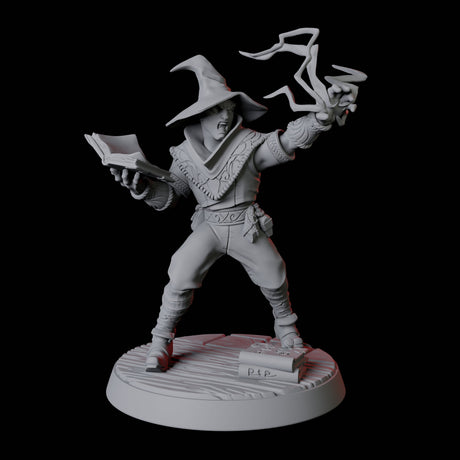Apprentice Wizard C Miniature for Dungeons and Dragons, Pathfinder or other TTRPGs