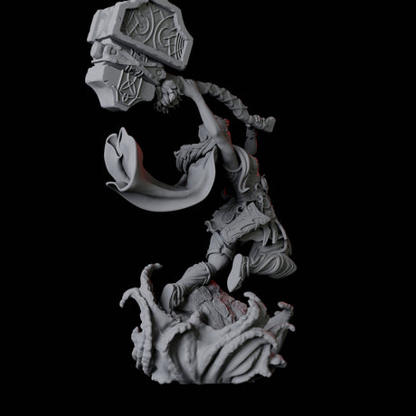 Battlemaiden Giantess B Miniature for Dungeons and Dragons, Pathfinder or other TTRPGs