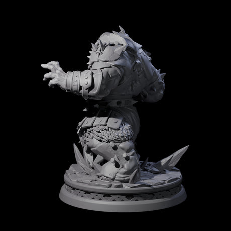 Battlescarred Ogre Captain Miniature for Dungeons and Dragons, Pathfinder or other TTRPGs