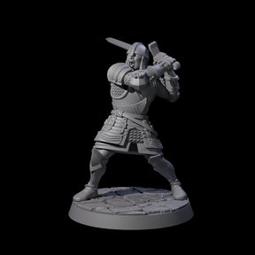 Charging King's Guard Miniature for Dungeons and Dragons, Pathfinder or other TTRPGs