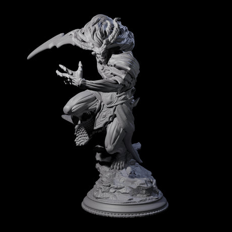 Charging Seraptis Miniature for Dungeons and Dragons, Pathfinder or other TTRPGs
