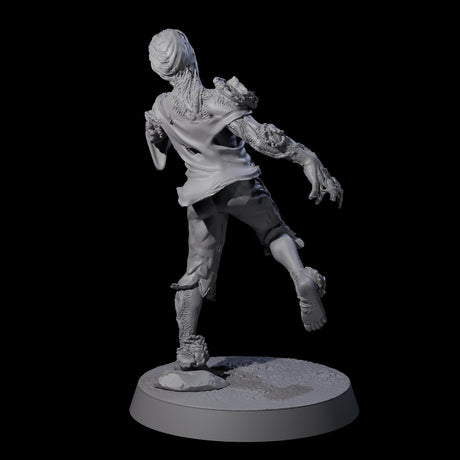 Clicking Fungal Zombie E Miniature for Dungeons and Dragons, Pathfinder or other TTRPGs