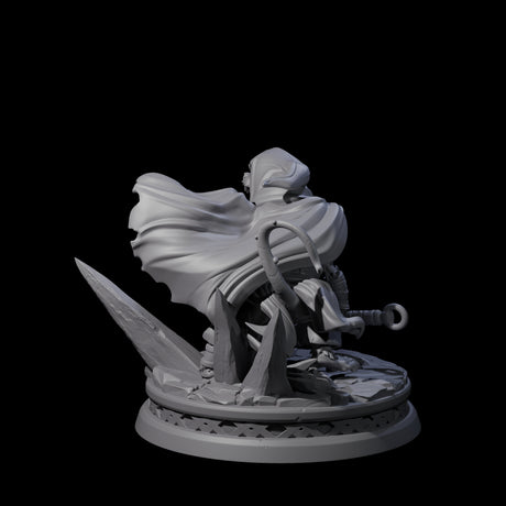 Cloaked Ratfolk Rogue Miniature for Dungeons and Dragons, Pathfinder or other TTRPGs