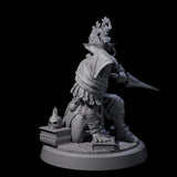 Crouching Warforged Rogue Miniature for Dungeons and Dragons, Pathfinder or other TTRPGs