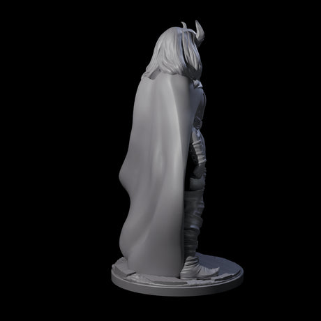 Cunning Tiefling Rogue Miniature for Dungeons and Dragons, Pathfinder or other TTRPGs
