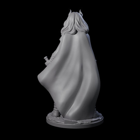 Cunning Tiefling Rogue Miniature for Dungeons and Dragons, Pathfinder or other TTRPGs