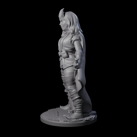 Cunning Tiefling Rogue Miniature for Dungeons and Dragons, Pathfinder or other TTRPGs