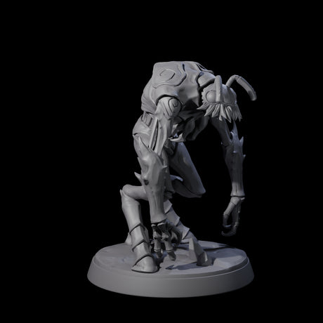 Droning Thri-kreen Thrall A Miniature for Dungeons and Dragons, Pathfinder or other TTRPGs