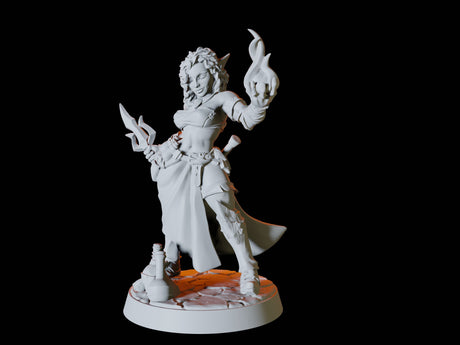 Elven Rogue Miniature for Dungeons and Dragons, Pathfinder or other TTRPGs