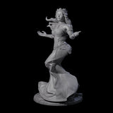 Gesturing Regal Queen Miniature for Dungeons and Dragons, Pathfinder or other TTRPGs