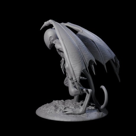 Haunting Nightgaunt B Miniature for Dungeons and Dragons, Pathfinder or other TTRPGs