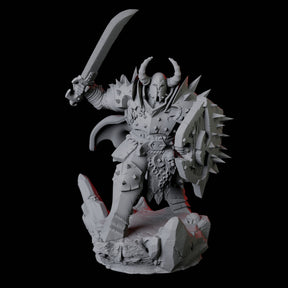 Hulking Armoured Barbarian B Miniature for Dungeons and Dragons, Pathfinder or other TTRPGs