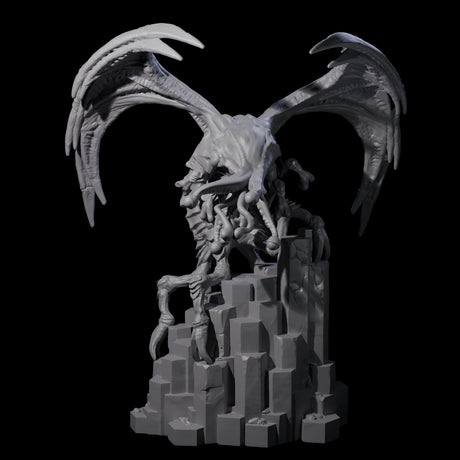 Hunting Eldritch Aberrations Miniature for Dungeons and Dragons, Pathfinder or other TTRPGs