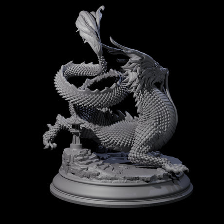 Impressive Gold Dragon Miniature for Dungeons and Dragons, Pathfinder or other TTRPGs