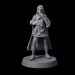 Lorenzo - Thinking Advisor Miniature for Dungeons and Dragons, Pathfinder or other TTRPGs