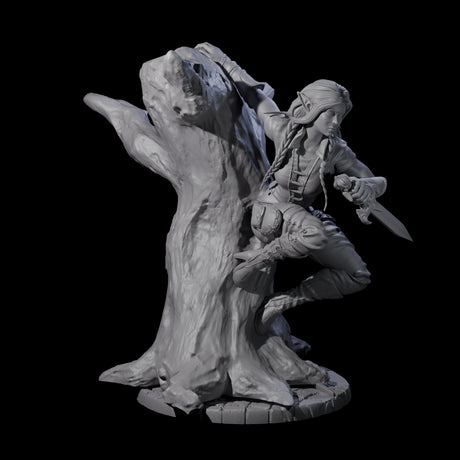 Luna - Climbing Rogue Miniature for Dungeons and Dragons, Pathfinder or other TTRPGs