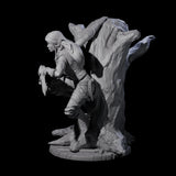 Luna - Climbing Rogue Miniature for Dungeons and Dragons, Pathfinder or other TTRPGs