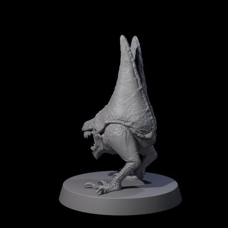 Pecking Abyssal Chicken B Miniature for Dungeons and Dragons, Pathfinder or other TTRPGs