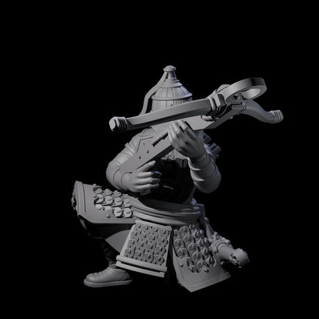Reloading Human Crossbowman C Miniature for Dungeons and Dragons, Pathfinder or other TTRPGs