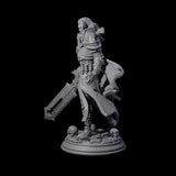 Savage Master Vampire Fighter Miniature for Dungeons and Dragons, Pathfinder or other TTRPGs