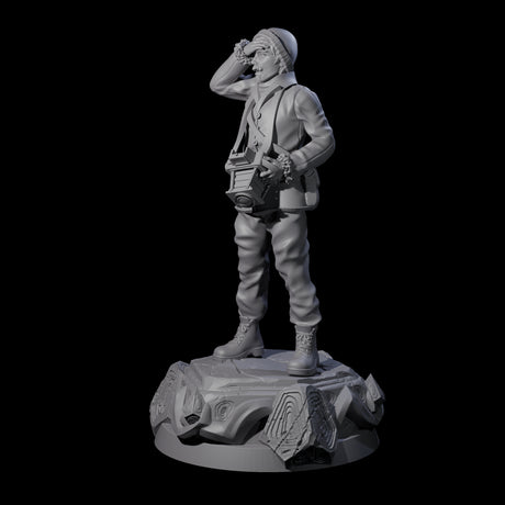Shocked Human Investigator Miniature for Dungeons and Dragons, Pathfinder or other TTRPGs