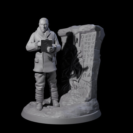 Shrewd Human Investigator Miniature for Dungeons and Dragons, Pathfinder or other TTRPGs