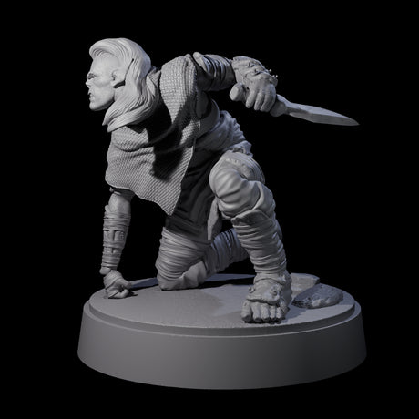 Sneaking Githyanki Rogue A Miniature for Dungeons and Dragons, Pathfinder or other TTRPGs