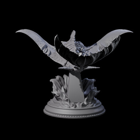 Stalking Cloaker Miniature for Dungeons and Dragons, Pathfinder or other TTRPGs