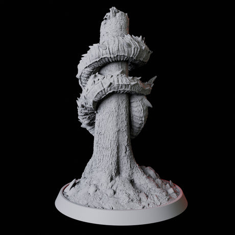 Stalking Frost Worm Miniature for Dungeons and Dragons, Pathfinder or other TTRPGs
