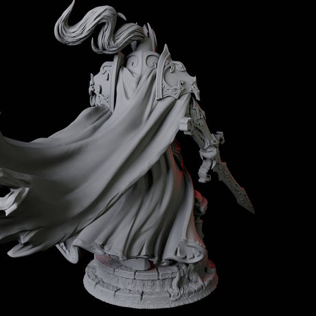 Striding Heavily Armoured Paladin Miniature for Dungeons and Dragons, Pathfinder or other TTRPGs