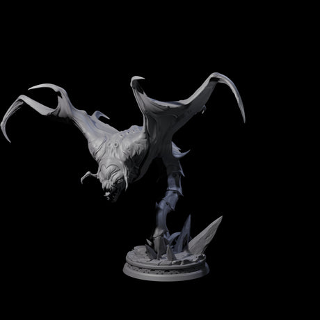 Swooping Cloaker B Miniature for Dungeons and Dragons, Pathfinder or other TTRPGs