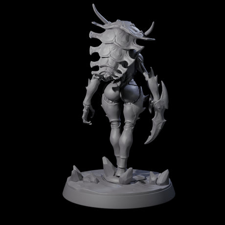 Thri-kreen Hybrid Pinup Miniature for Dungeons and Dragons, Pathfinder or other TTRPGs