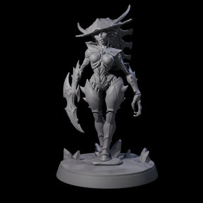 Thri-kreen Hybrid Pinup Miniature for Dungeons and Dragons, Pathfinder or other TTRPGs