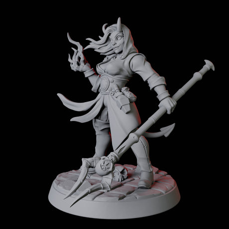 Tiefling Magic Caster E Miniature for Dungeons and Dragons, Pathfinder or other TTRPGs