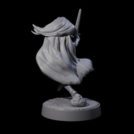 Wandering Blade - Striking Fighter Miniature for Dungeons and Dragons, Pathfinder or other TTRPGs