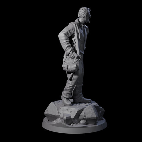 Well Packed Human Investigator Miniature for Dungeons and Dragons, Pathfinder or other TTRPGs