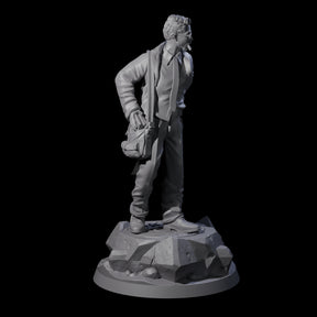 Well Packed Human Investigator Miniature for Dungeons and Dragons, Pathfinder or other TTRPGs