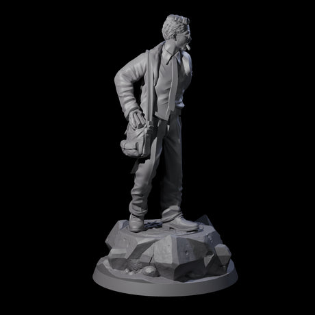 Well Packed Human Investigator Miniature for Dungeons and Dragons, Pathfinder or other TTRPGs
