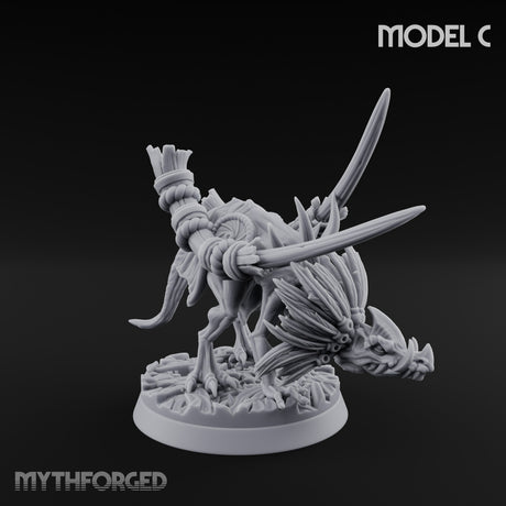 Blade Wielding Lizardfolk Raptor Warrior C Miniature for Dungeons and Dragons, Pathfinder or other TTRPGs
