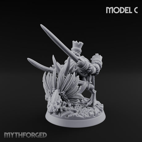 Blade Wielding Lizardfolk Raptor Warrior C Miniature for Dungeons and Dragons, Pathfinder or other TTRPGs