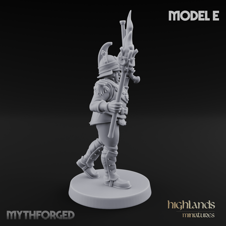 Plume Standing Proud Human Guards E Miniature for Dungeons and Dragons, Pathfinder or other TTRPGs