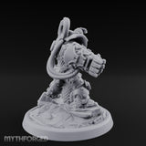 Claw Fist Swinging Dwarf Berserker gallery 4