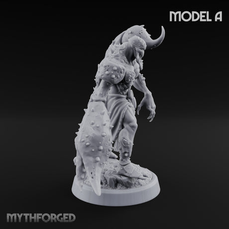 Claw Snapping Lunging Tlincalli Miniature for Dungeons and Dragons, Pathfinder or other TTRPGs