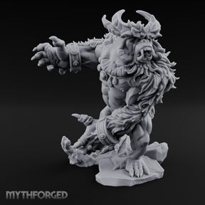 Claw Swiping Balgura Demon — Large - 2" Base