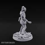 Crystal Conjuring Sorceress Miniature for Dungeons and Dragons, Pathfinder or other TTRPGs
