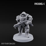 Heavy Armoured Desert Trooper C Miniature for Dungeons and Dragons, Pathfinder or other TTRPGs